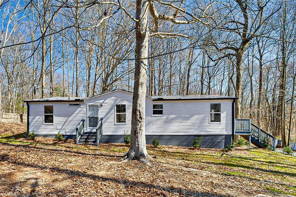 2864 Jim Minor Road - Photo 1