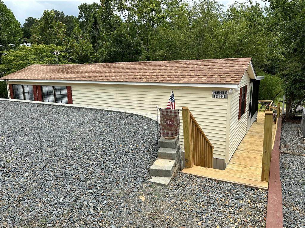 193 Marina Drive - Photo 1