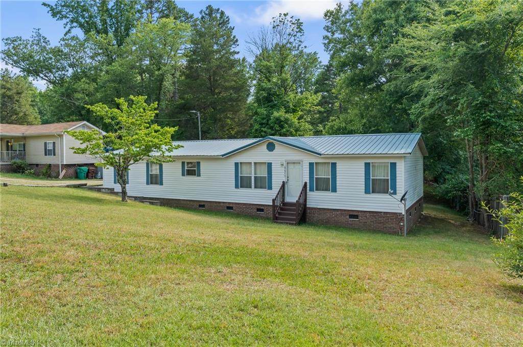 3679 Meadowbrook Drive - Photo 1