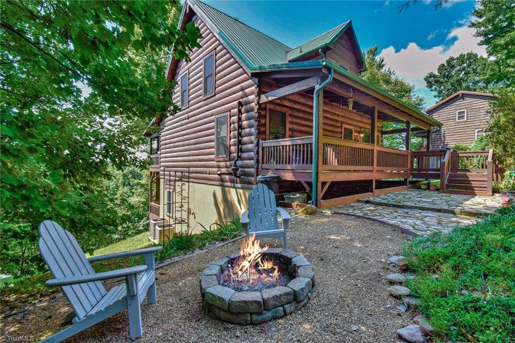 1347 Sweetwater Road - Photo 1