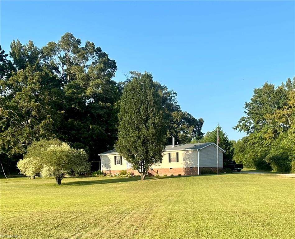 11829 Linwood Southmont Road - Photo 1