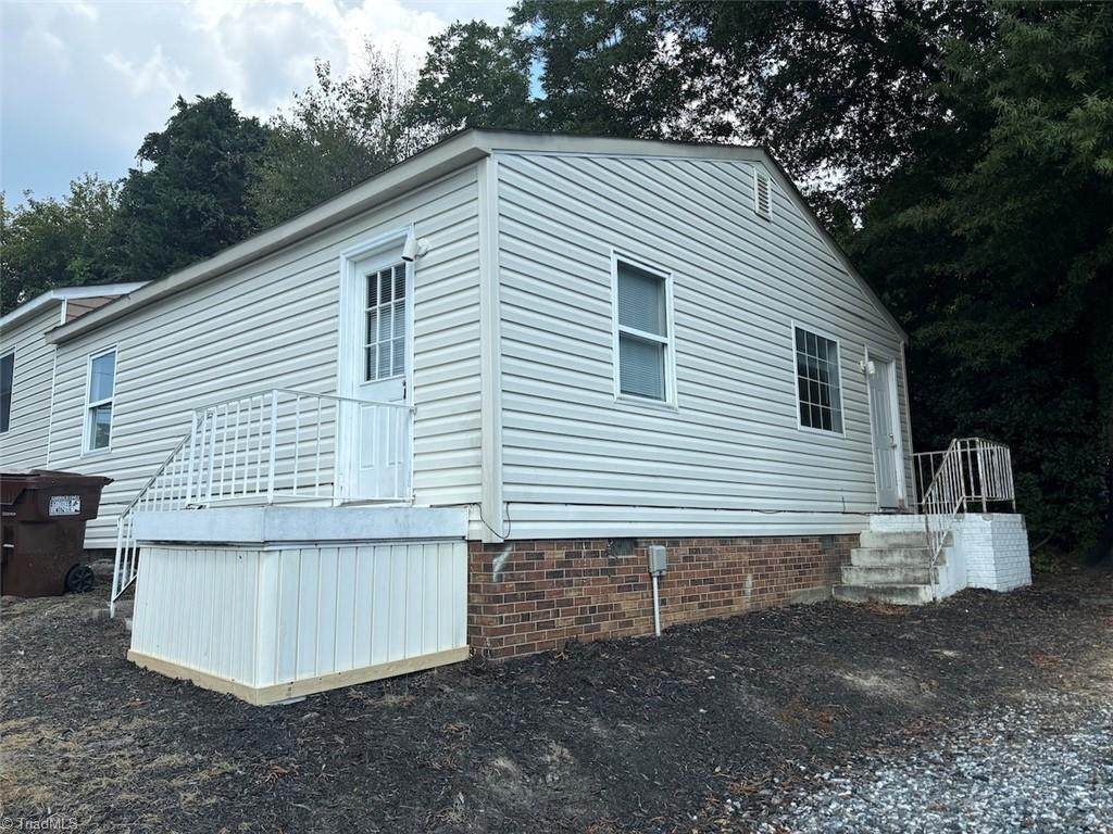 308 Sinclair Avenue - Photo 1