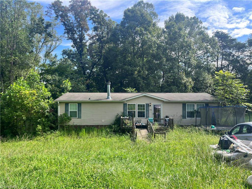 1046 Walsh Way - Photo 1