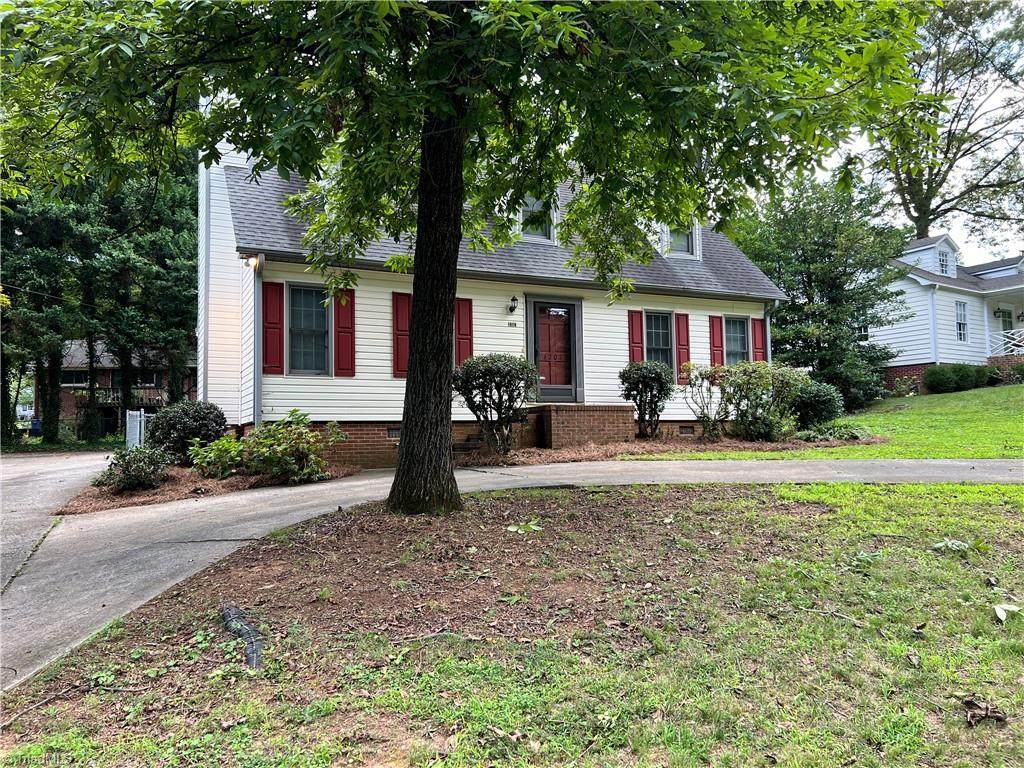 1207 Peace Haven Road - Photo 1