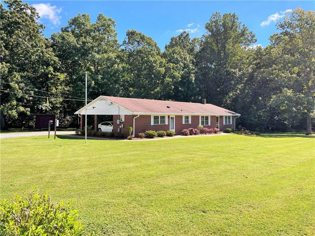 1436 Sheffield Road - Photo 1