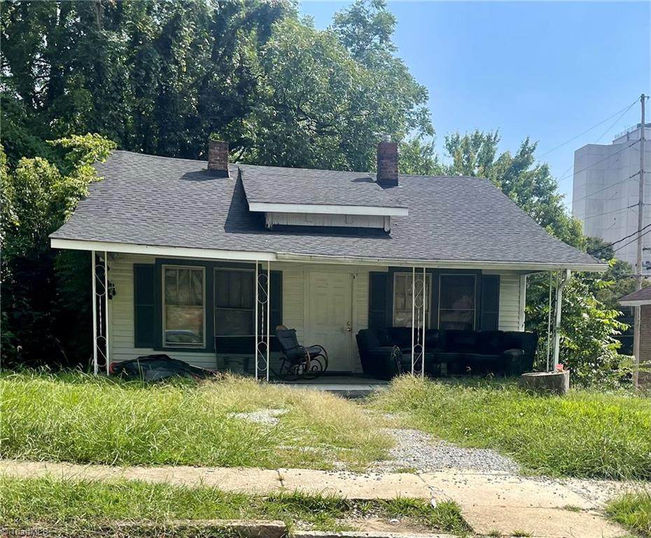 702 Commerce Avenue - Photo 1