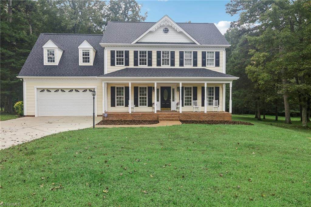 110 Cedar Breeze Court - Photo 1
