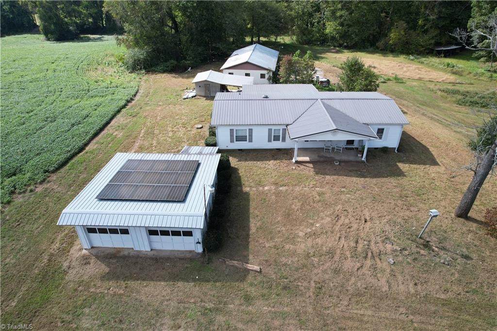 797 Pine Ridge Road - Photo 1