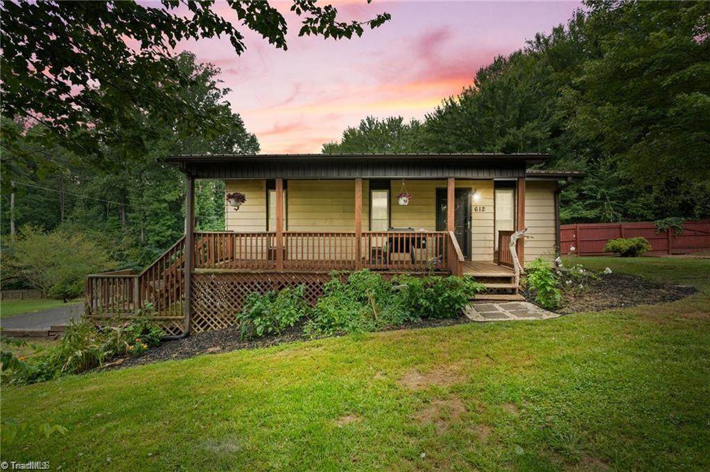 612 Hickory Street - Photo 1