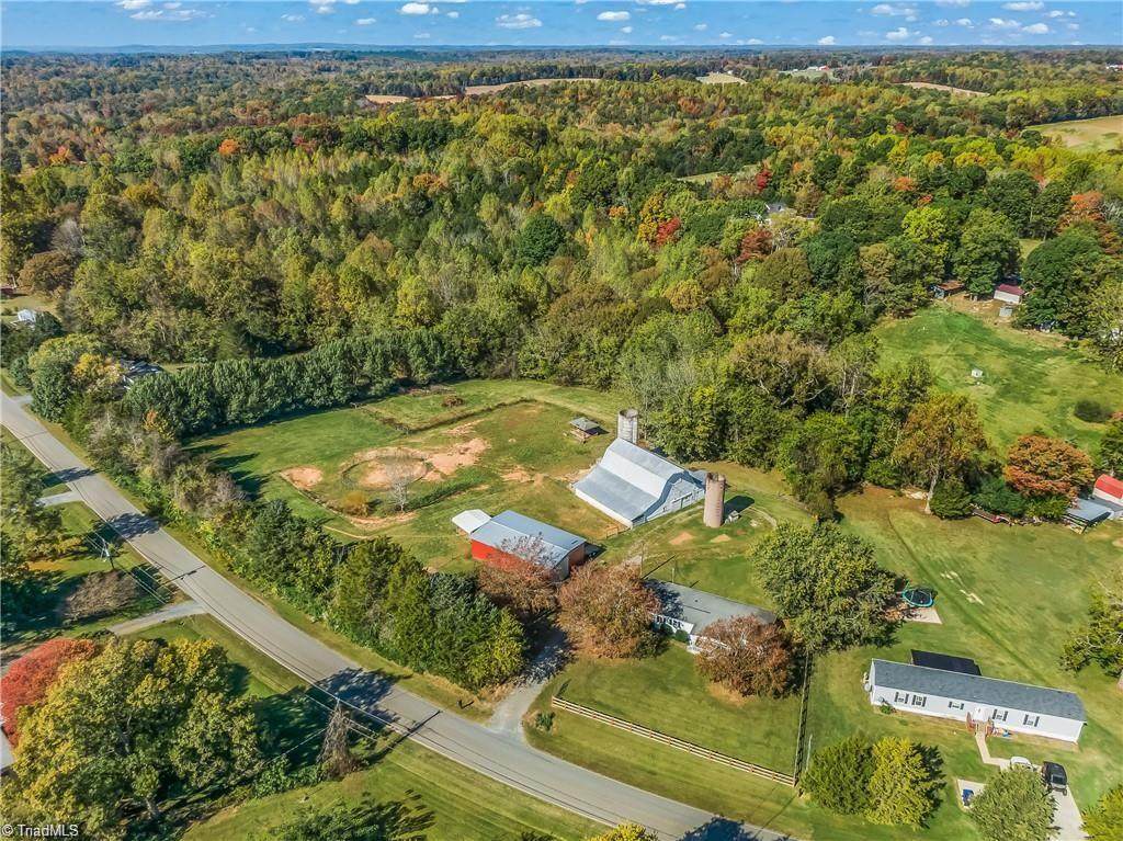 2526 Marsh Mountain Road - Photo 1