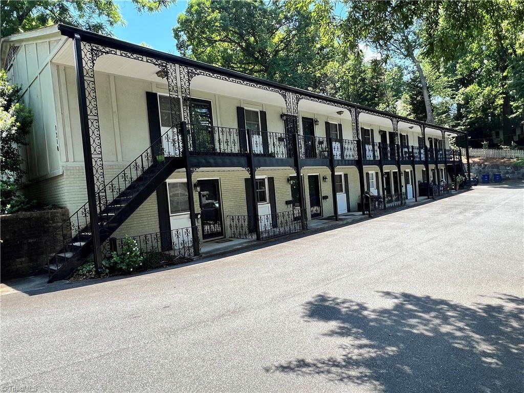 1310 Brookstown Avenue - Photo 1