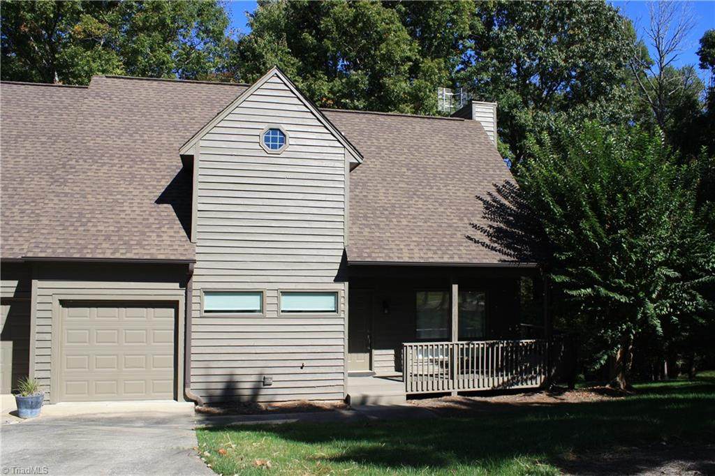 1010 Eastshore Circle - Photo 1