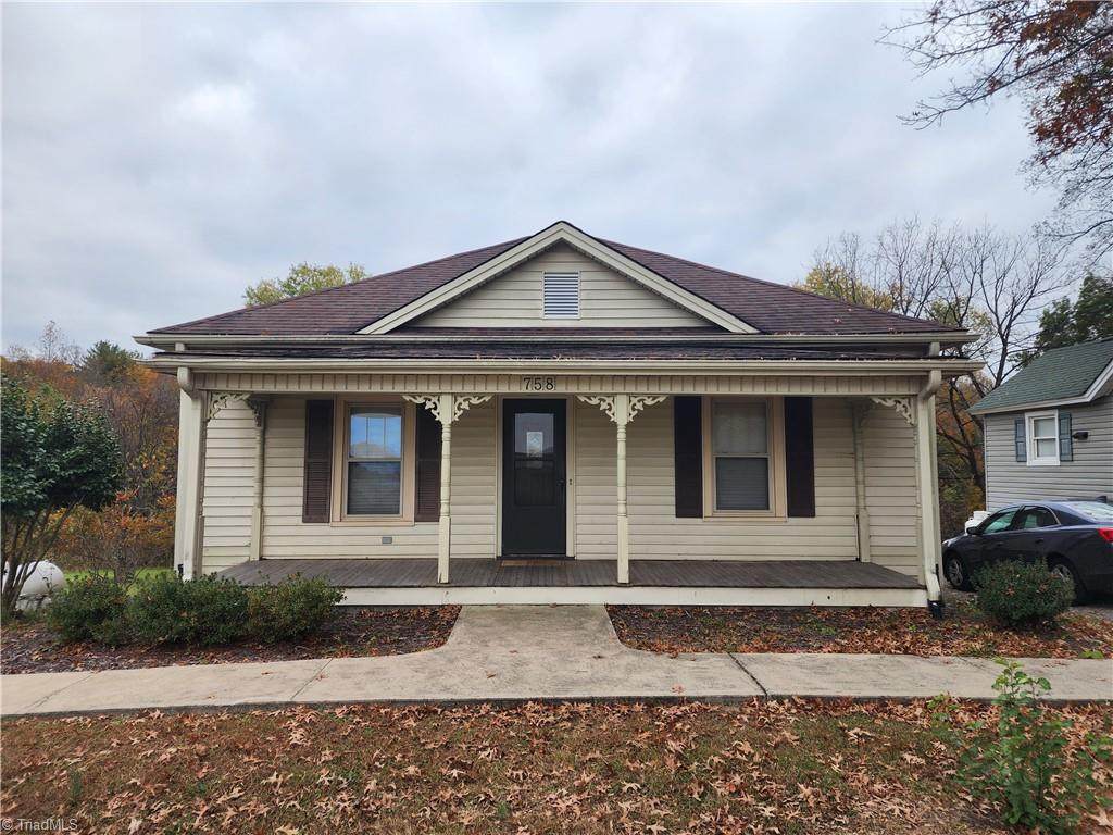 758 Pine Street - Photo 1