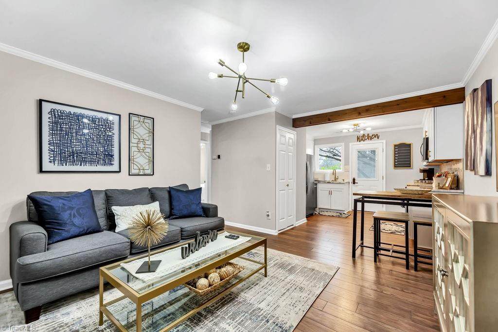 1852 Villa Drive - Photo 1