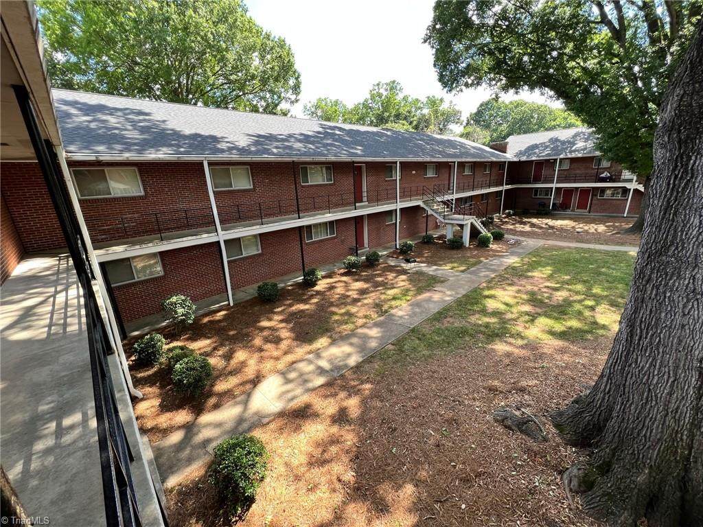 1608 Northwest Boulevard - Photo 1