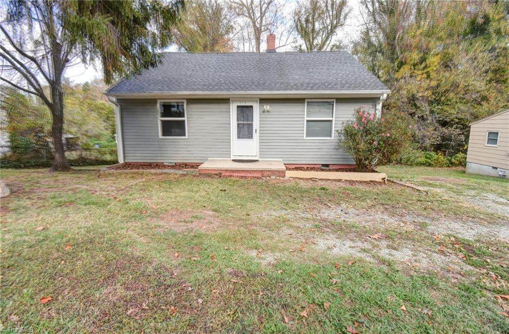 820 Putnam Street - Photo 1