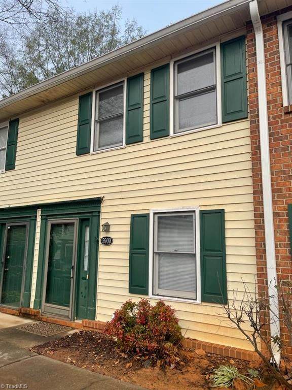 5909 King Charles Court - Photo 1