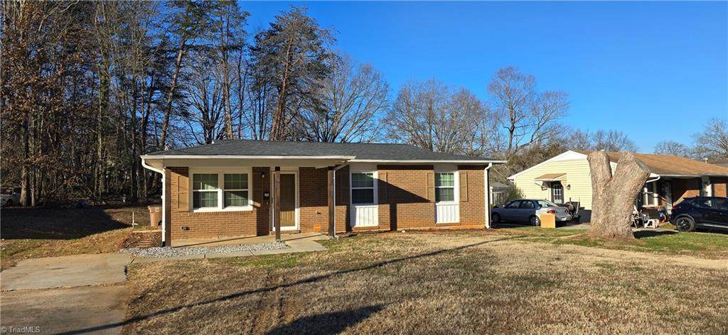 5208 Larkspur Drive - Photo 1