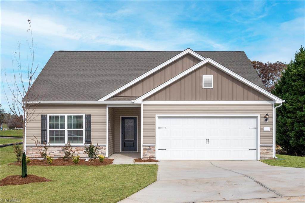 1047 Russell Drive - Photo 1