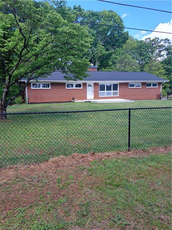 344 Country Club Drive - Photo 1