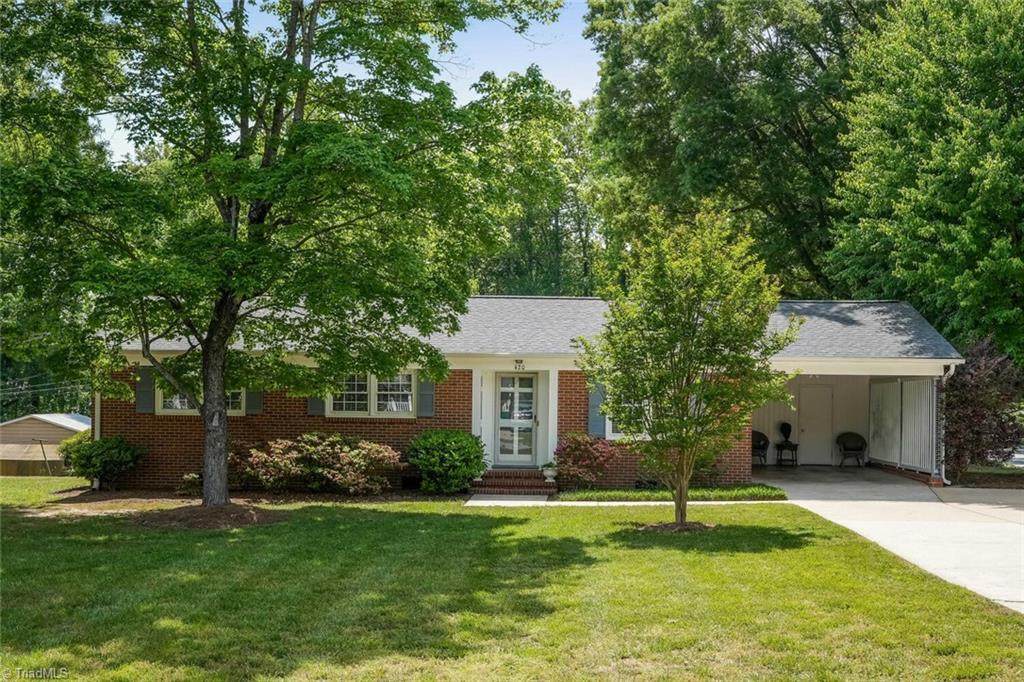 420 Shady Grove Road - Photo 1