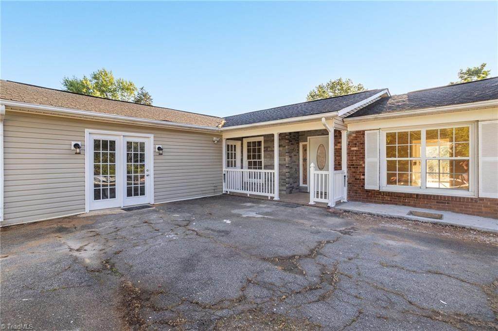 3227 Loftyview Drive - Photo 1