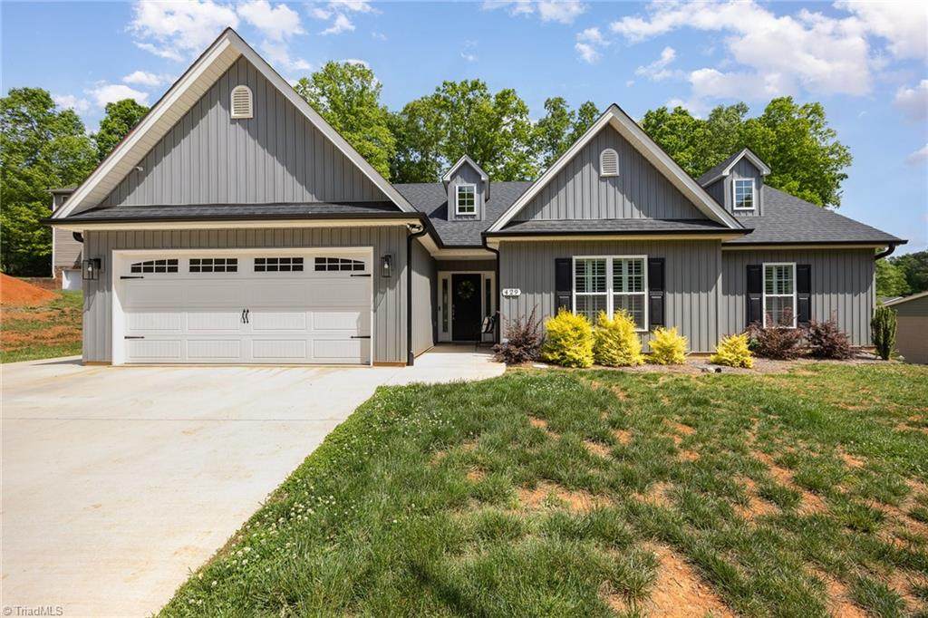 429 Winchester Drive - Photo 1