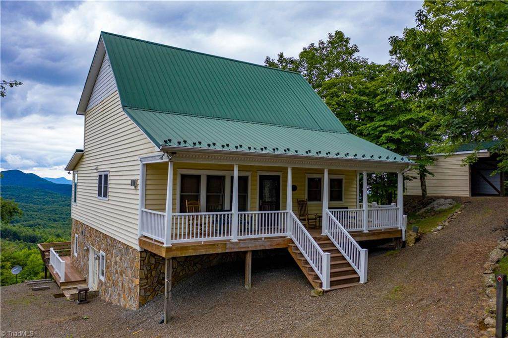 1053 Rich Hill Mountain Road - Photo 1