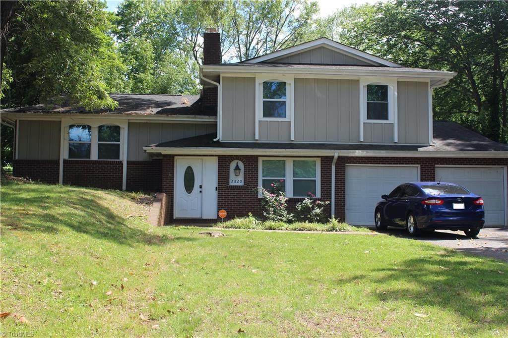 2820 Lansdowne Drive - Photo 1