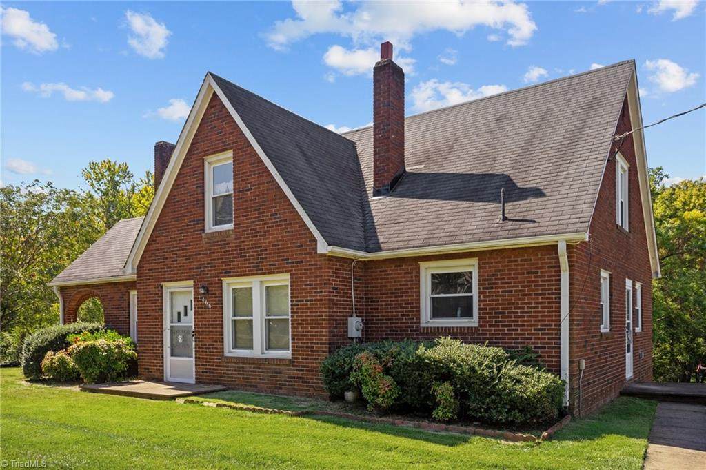 466 Main Street - Photo 1
