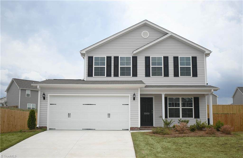 1069 Thicket Drive - Photo 1