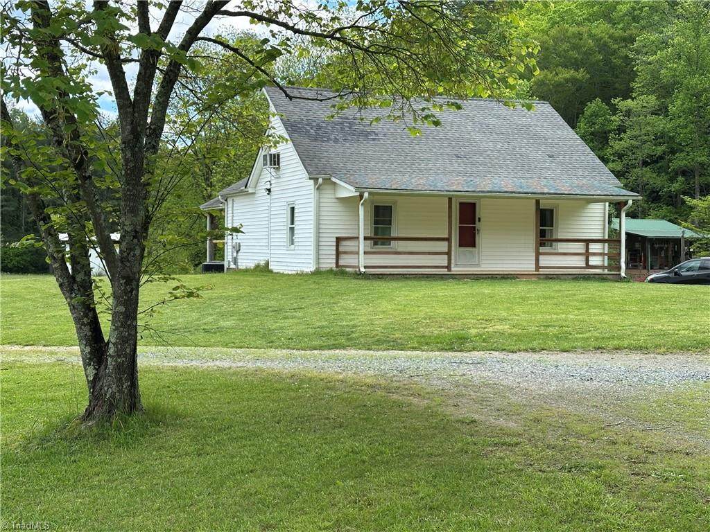 813 Blevins Store Road - Photo 1