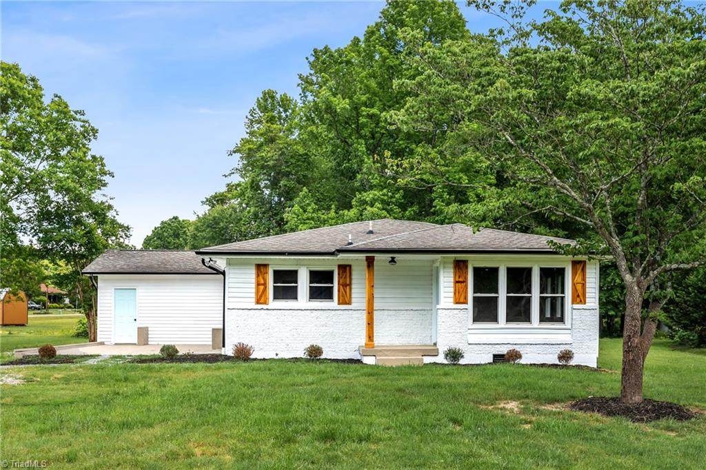206 Salem Road - Photo 1