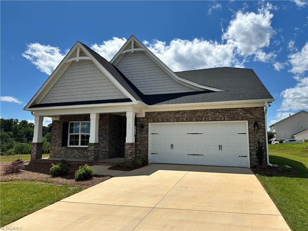 103 Jasper Court - Photo 1