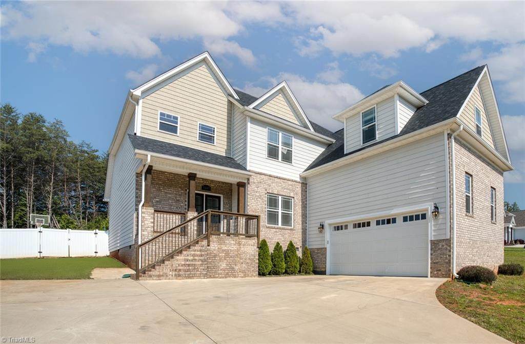 7507 Bentridge Forest Drive - Photo 1