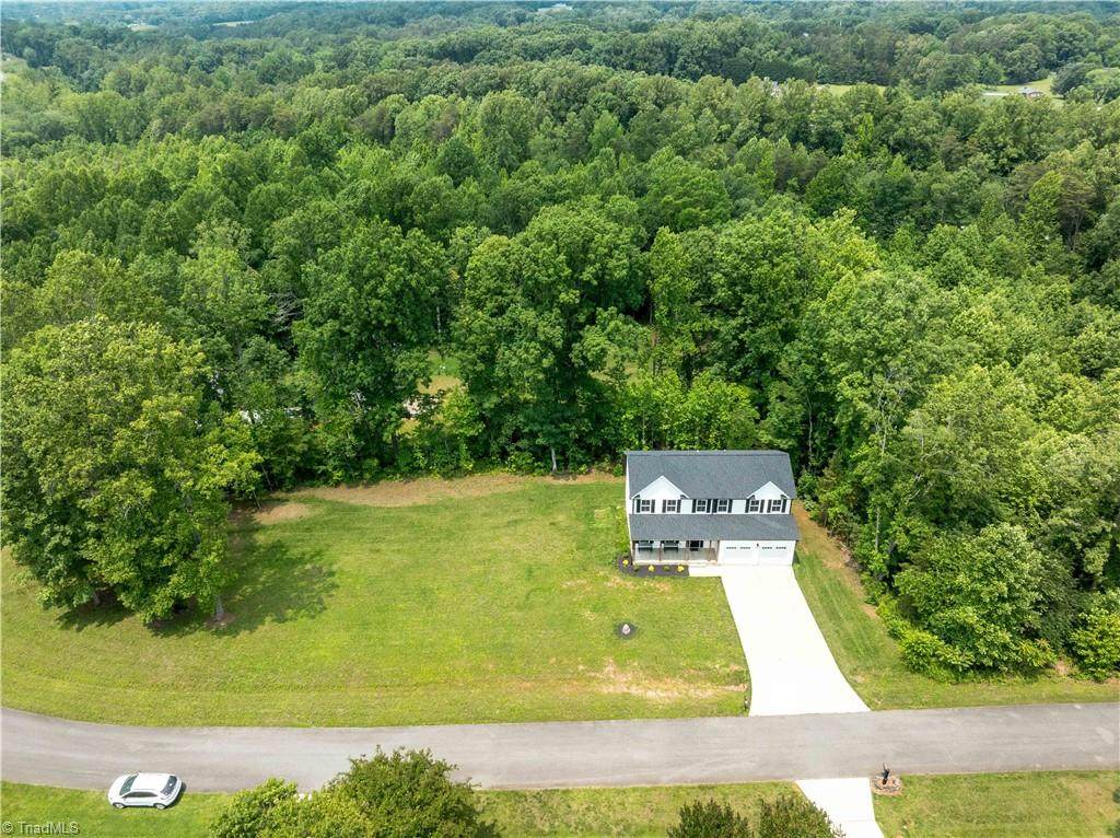 2553 Whipporwill Court - Photo 1