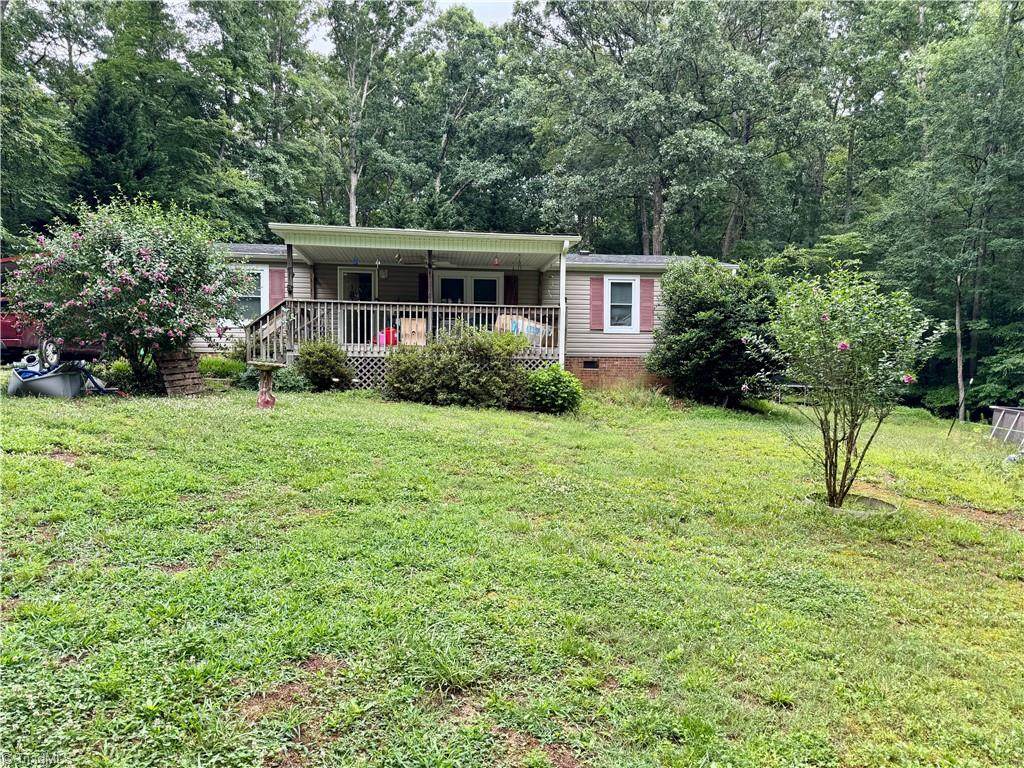 5020 Cashatt Road - Photo 1