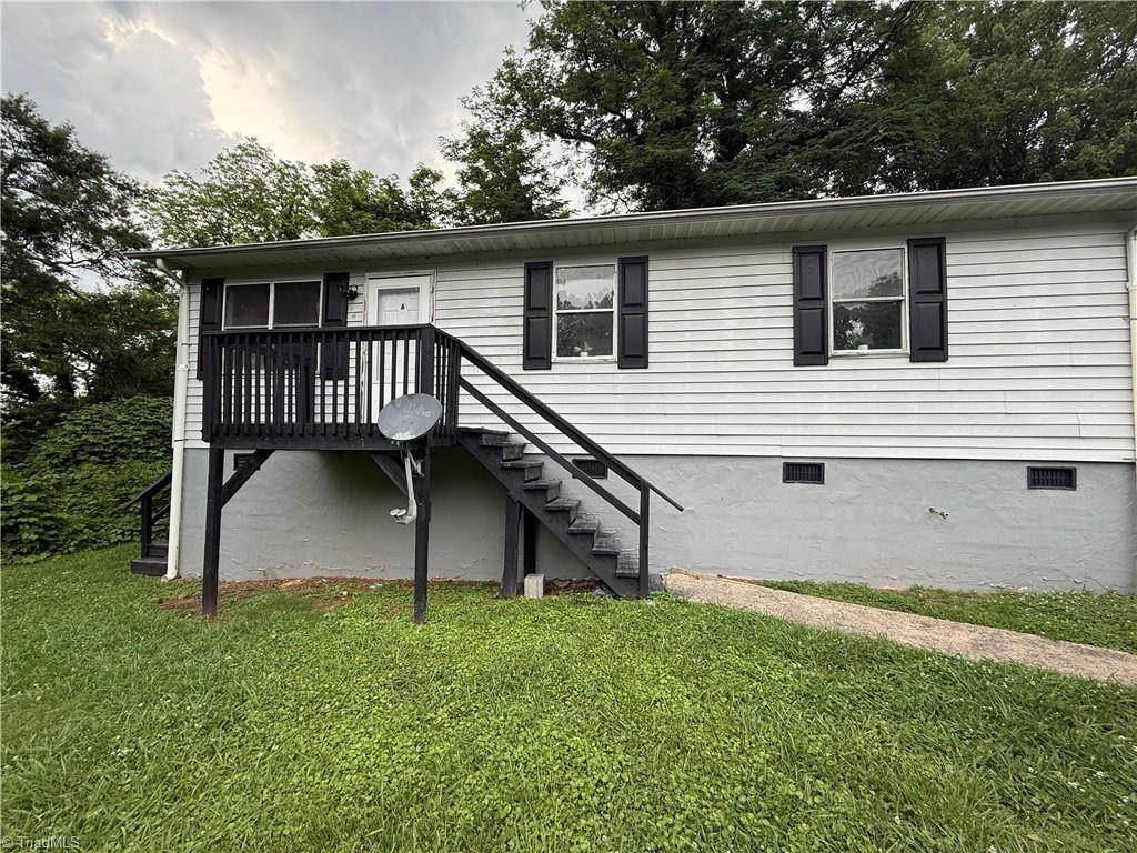 634 Elm Street - Photo 1