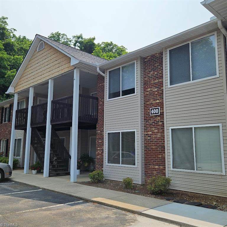 410 West Brook Court - Photo 1