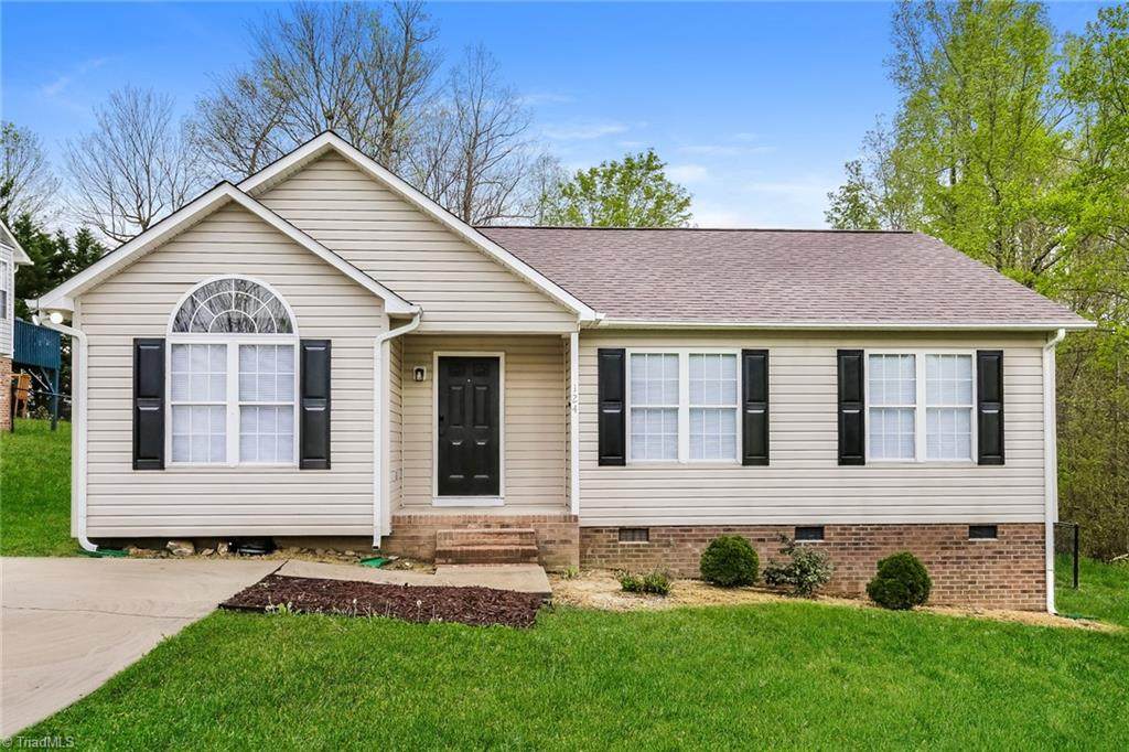 124 Tricia Court - Photo 1