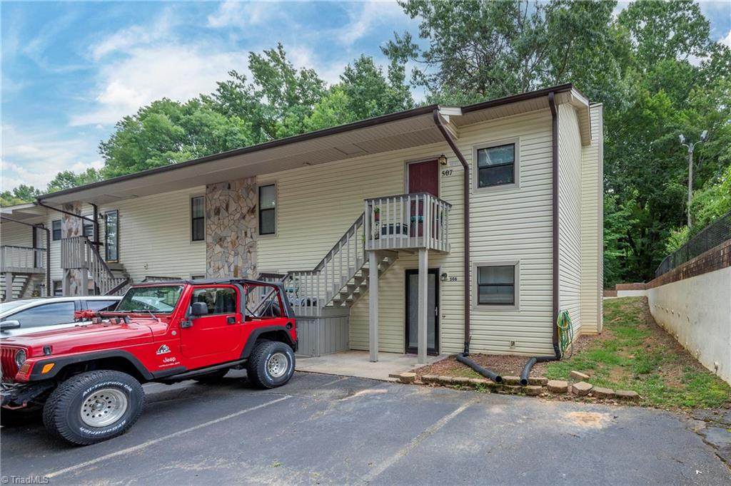 506 Brookside Court - Photo 1