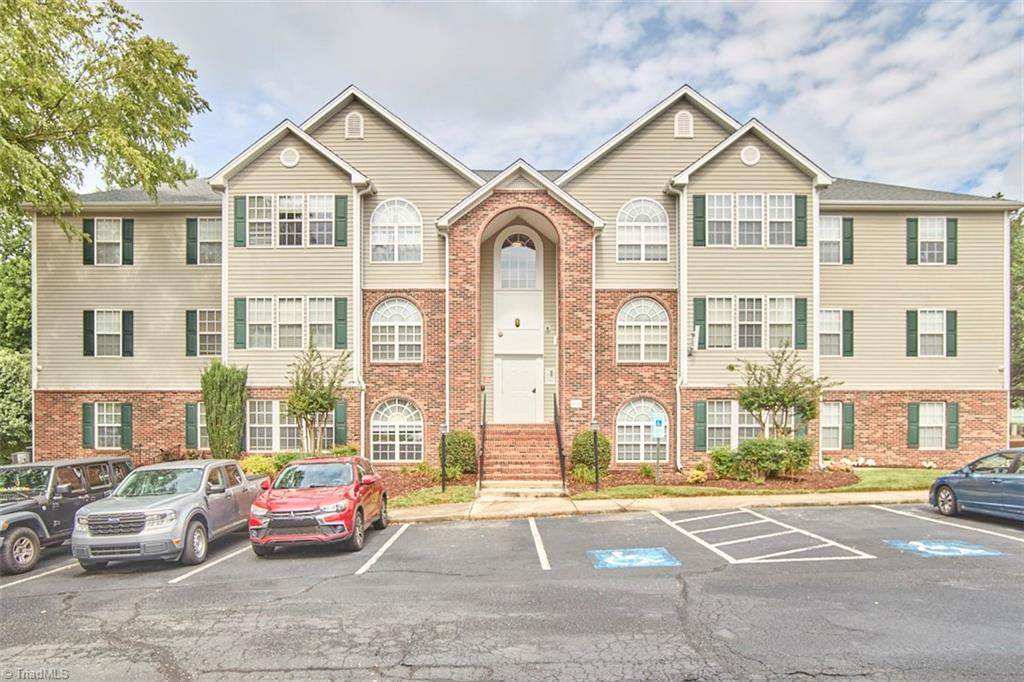 814 Scholastic Drive - Photo 1