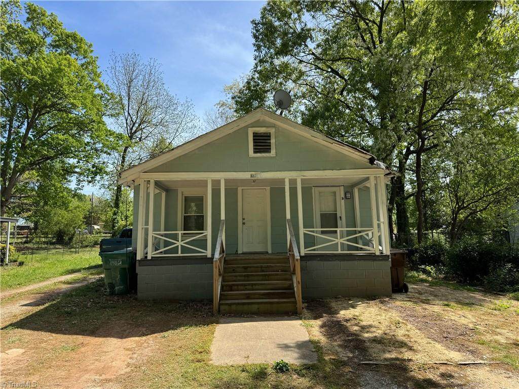 320 Amhurst Avenue - Photo 1