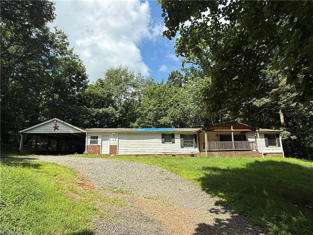2660 Shiloh Drive - Photo 1