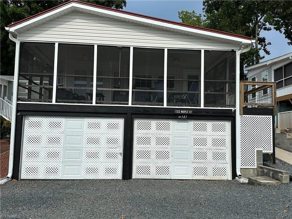 122 Maple Street - Photo 1