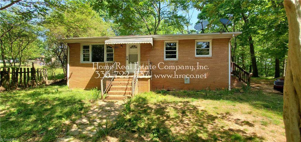 2209 25th Street - Photo 1