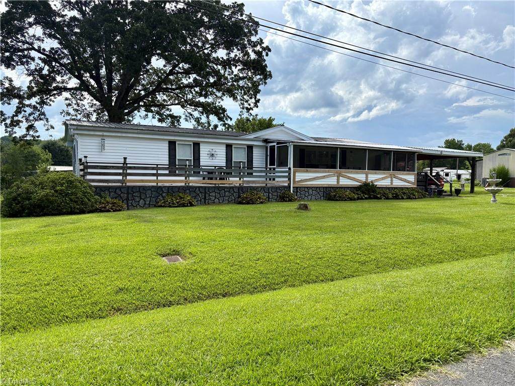 4207 Wedgewood Terrace - Photo 1