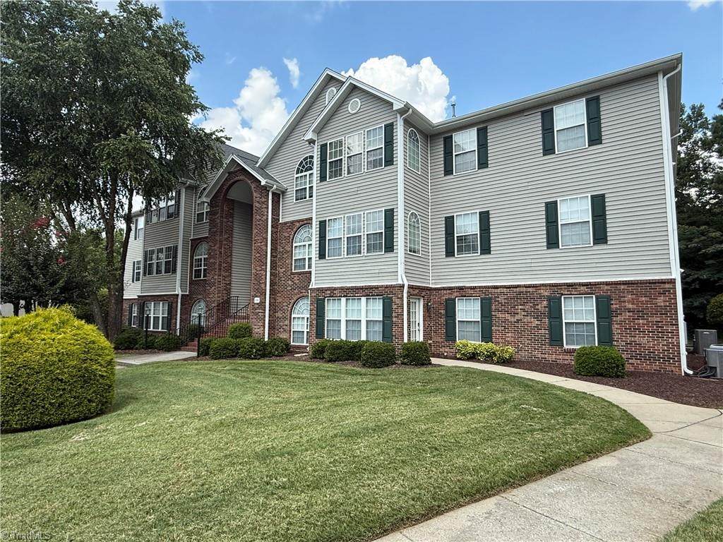 324 Scholastic Court - Photo 1