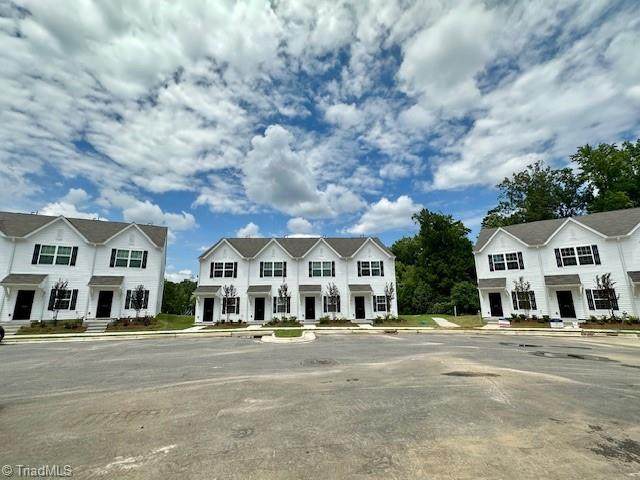 1901 Autumn Mist Drive - Photo 1