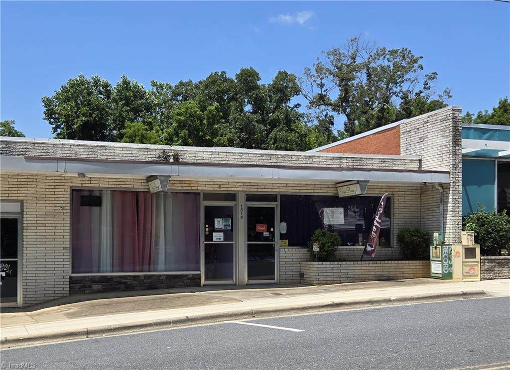 1518 Main Street - Photo 1